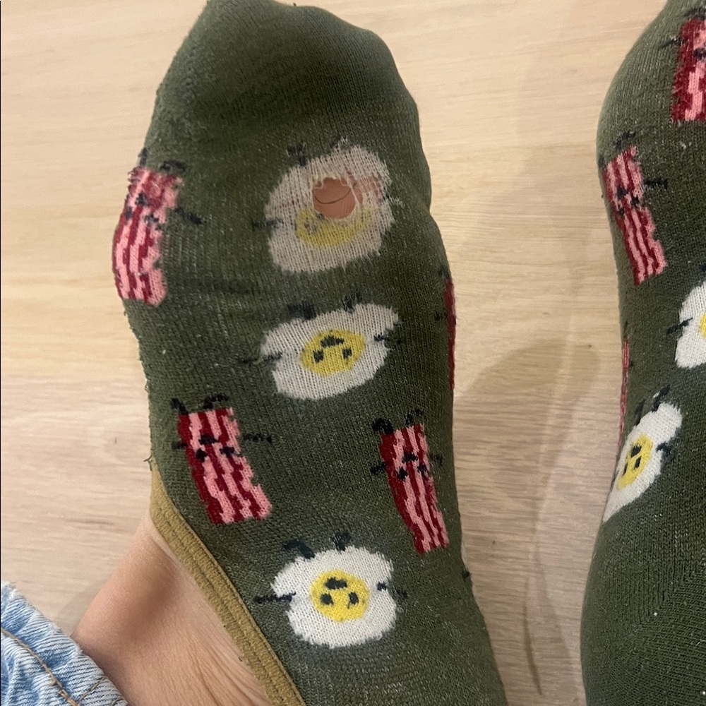 Green Socks with Egg and Bacon Design - Picture 3 of 4